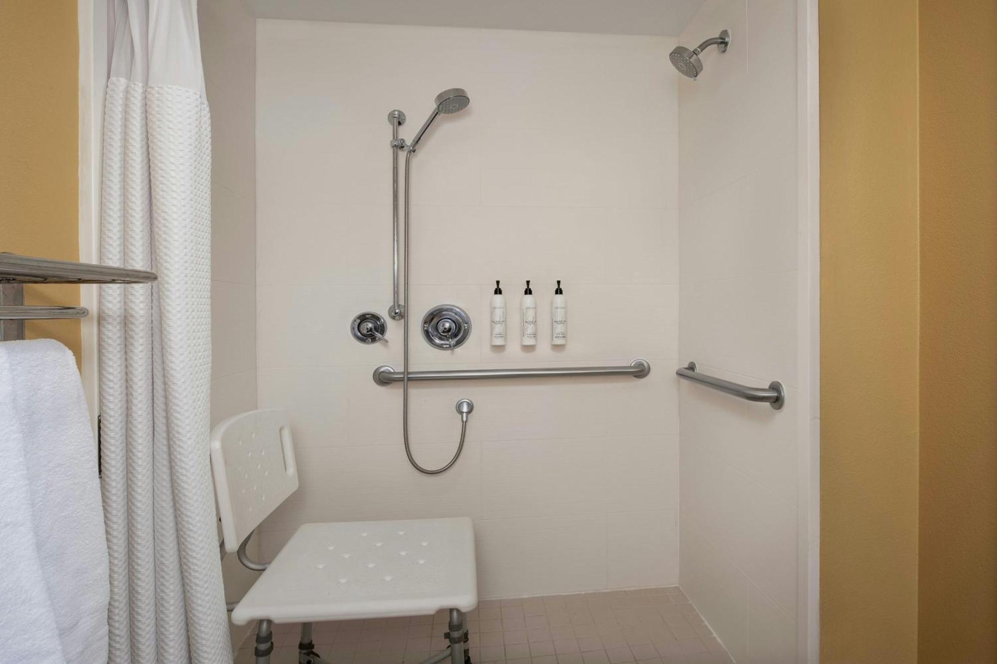 Towneplace Suites By Marriott Portland Hillsboro Esterno foto